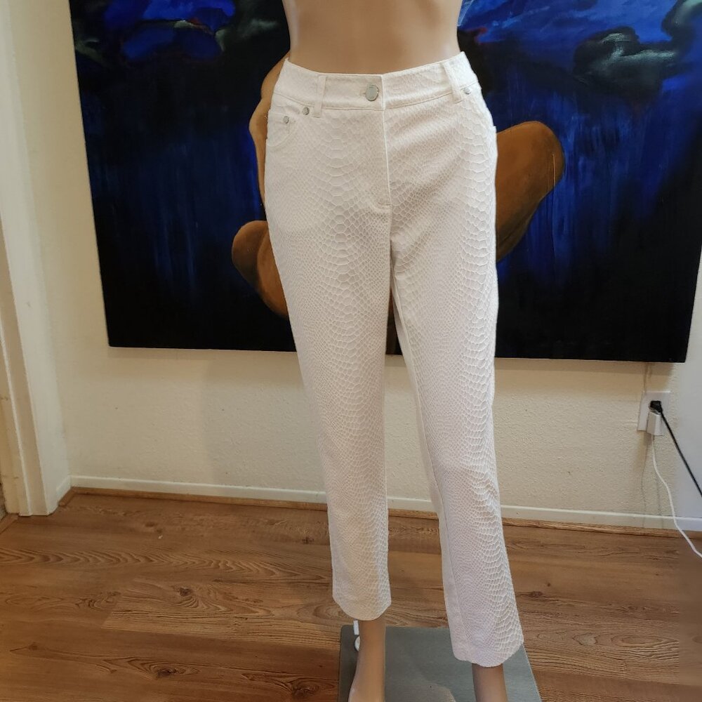 Eric Snakeskin Pattern Stretchy Ankle Pants, White, Size 10